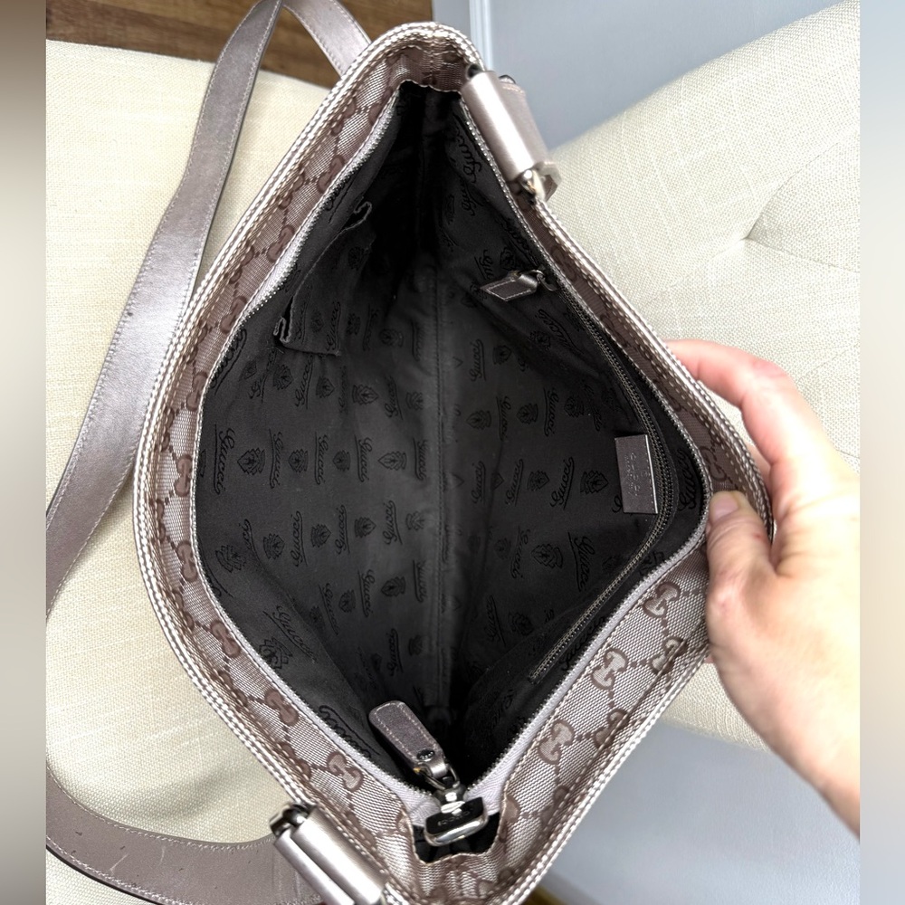 Gucci authentic crossbody bag metallic rose color monogram coated canvas medium - Picture 15 of 16